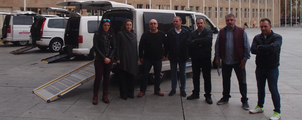 Presentación de la flota de eurotaxis de Logroño